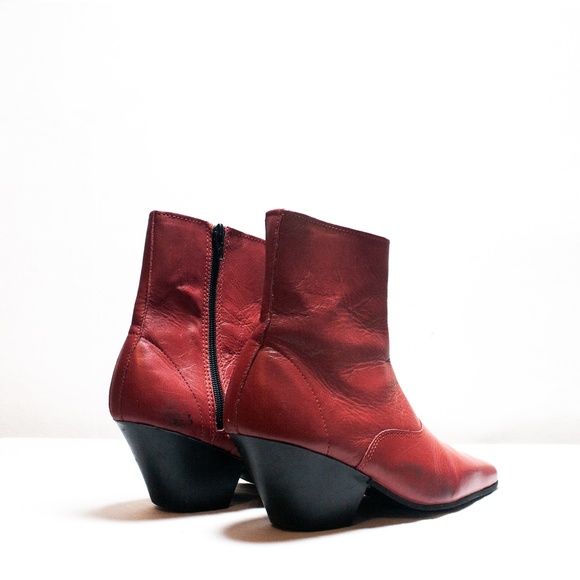 London Underground Chelsea Boots - Picture 3 of 3